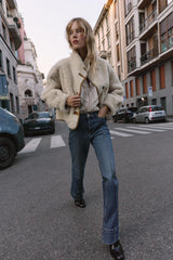 modische winterjacke für damen mit shearling innenfutter