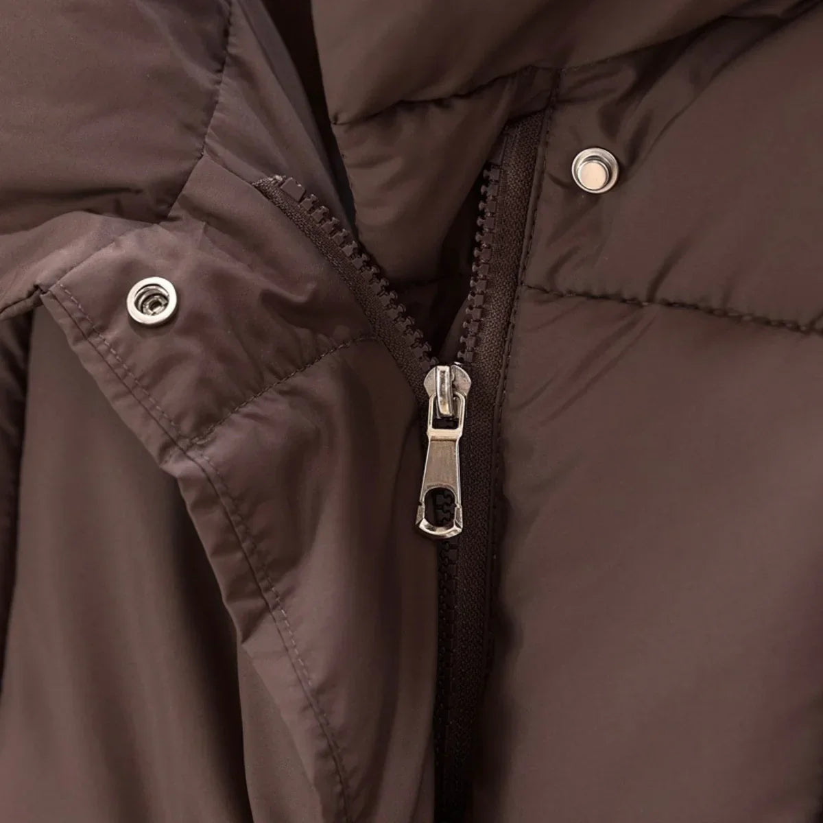 Arctic Allure | Taillierte Damen Winterjacke mit Gürtel & Eleganter Look