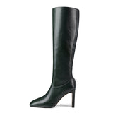 dunkelgrüne kniehohe Stiefel mit Absatz für elegante Damenlooks