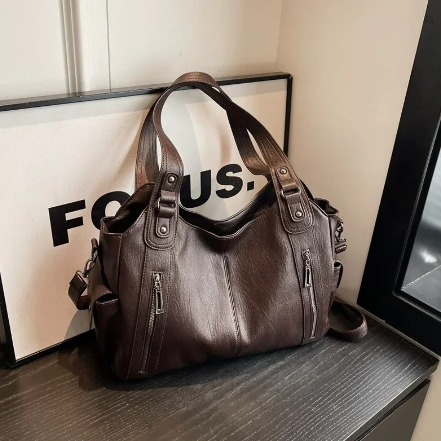 Amber | Stilvolle Schultertasche aus veganem Leder mit Crossbody-Option
