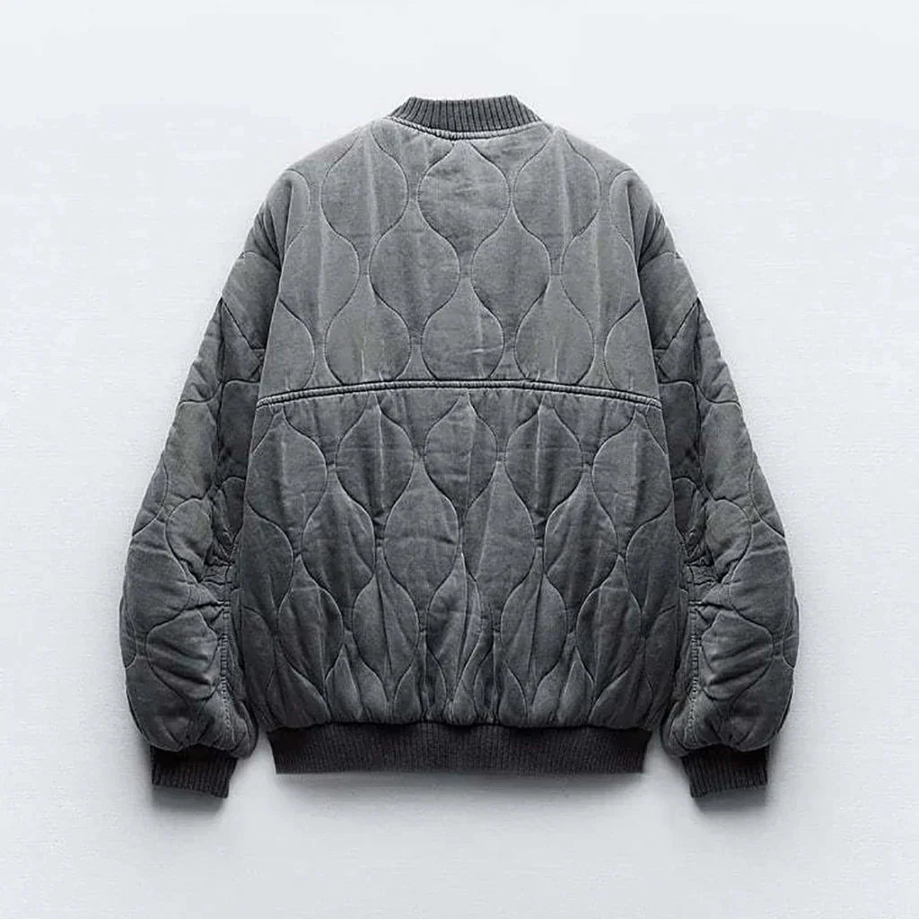 Lureva Quilted Bomber | Oversized gesteppte Damenjacke mit Statement-Look