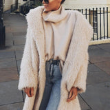 Élise Teddy Mantel Damen Beige Winterjacke von der Seite
