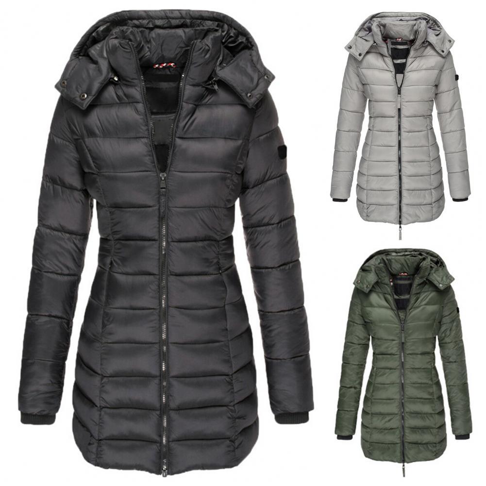 Aurelia Steppjacke in Schwarz mit Kapuze – Frontansicht