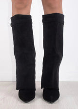 Lily Classic | Kniehohe Stiefel mit Spitzem Zeh & Geradem Schaft