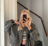 Streetstyle mit Mütze und Lureva Steppjacke
