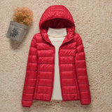 Rote Damen Übergangsjacke sportlich chic
