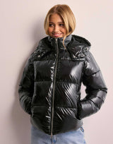 Liorra | Glänzende Damen-Pufferjacke mit Kapuze & warmer Füllung