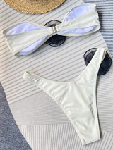 Bikini Damen Bandeau mit Blumen – Rosalie von Talaine, Detailansicht der Applikation