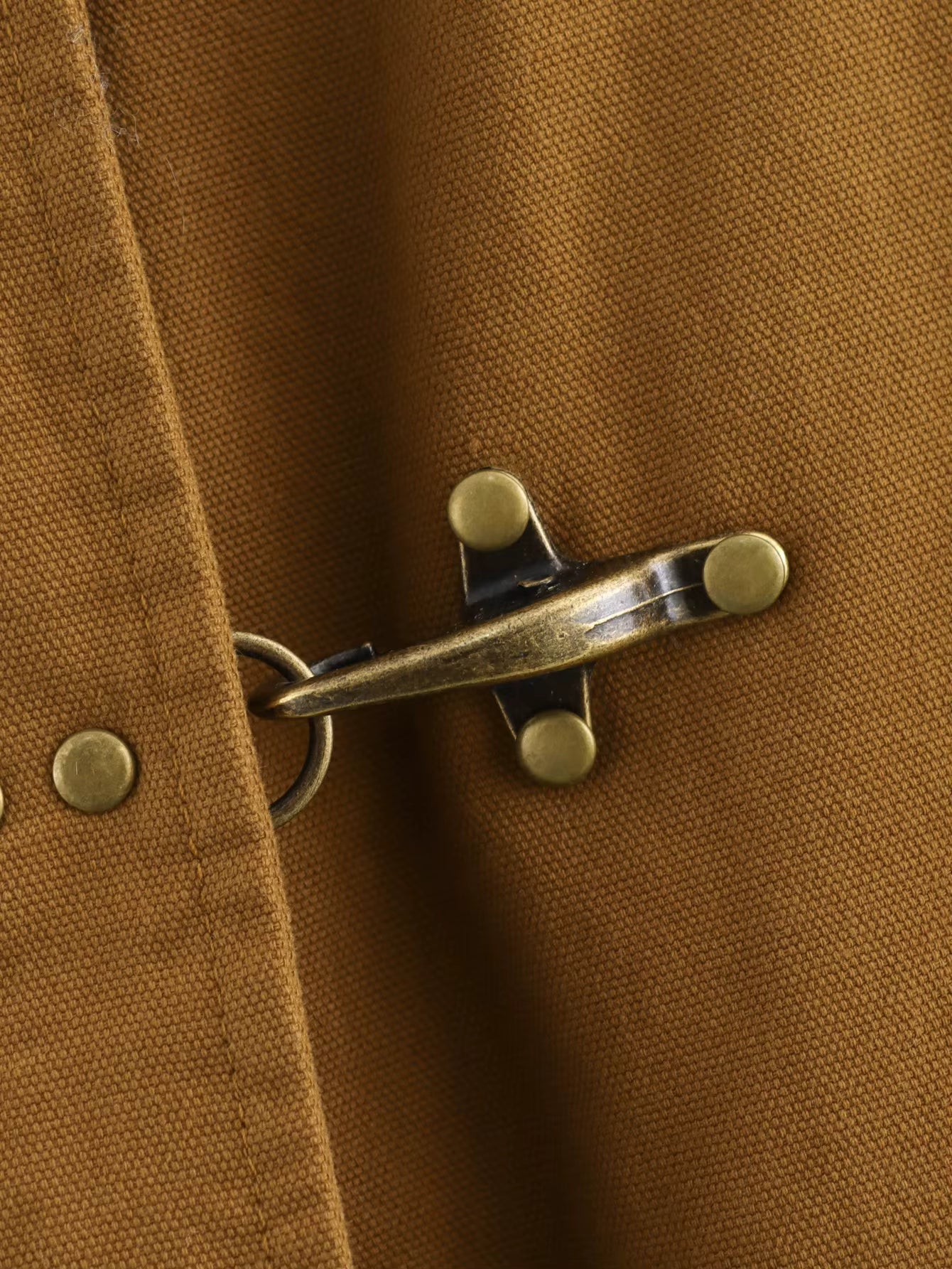 Marleau Jacket | Damen Workwear Jacke in Camel mit Cordkragen & Toggle-Verschluss