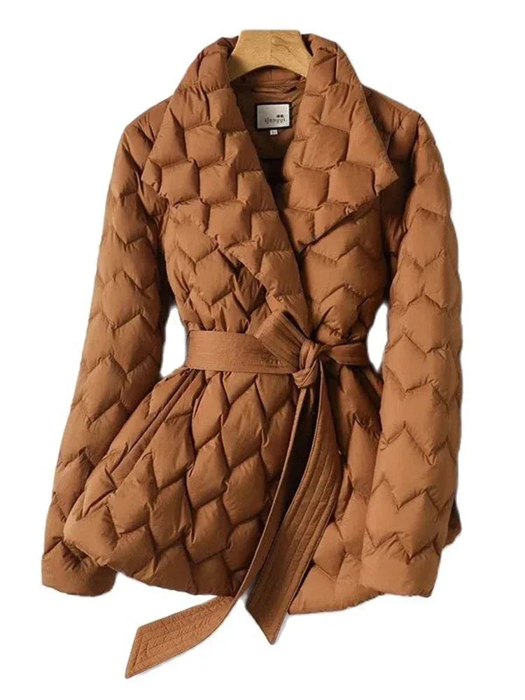 Aurelia Pufferjacke braun Damen Winterjacke mit Taillengürtel
