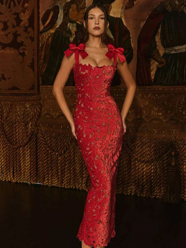 Midnight Rose Maxikleid in Rot mit Spitze und Schleifen