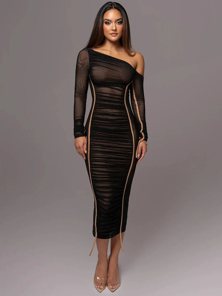 Madison Midi Kleid in Schwarz mit langen Ärmeln