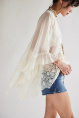 Sommerbluse Damen mit Spitze – Avelora von Talaine, Detailansicht der Spitze
