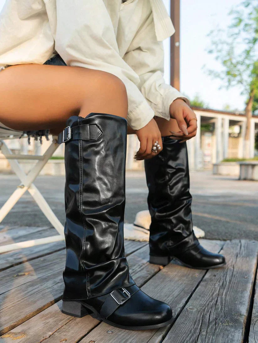 Veyla | Hohe Damenstiefel mit Schnallen – Veganes Leder