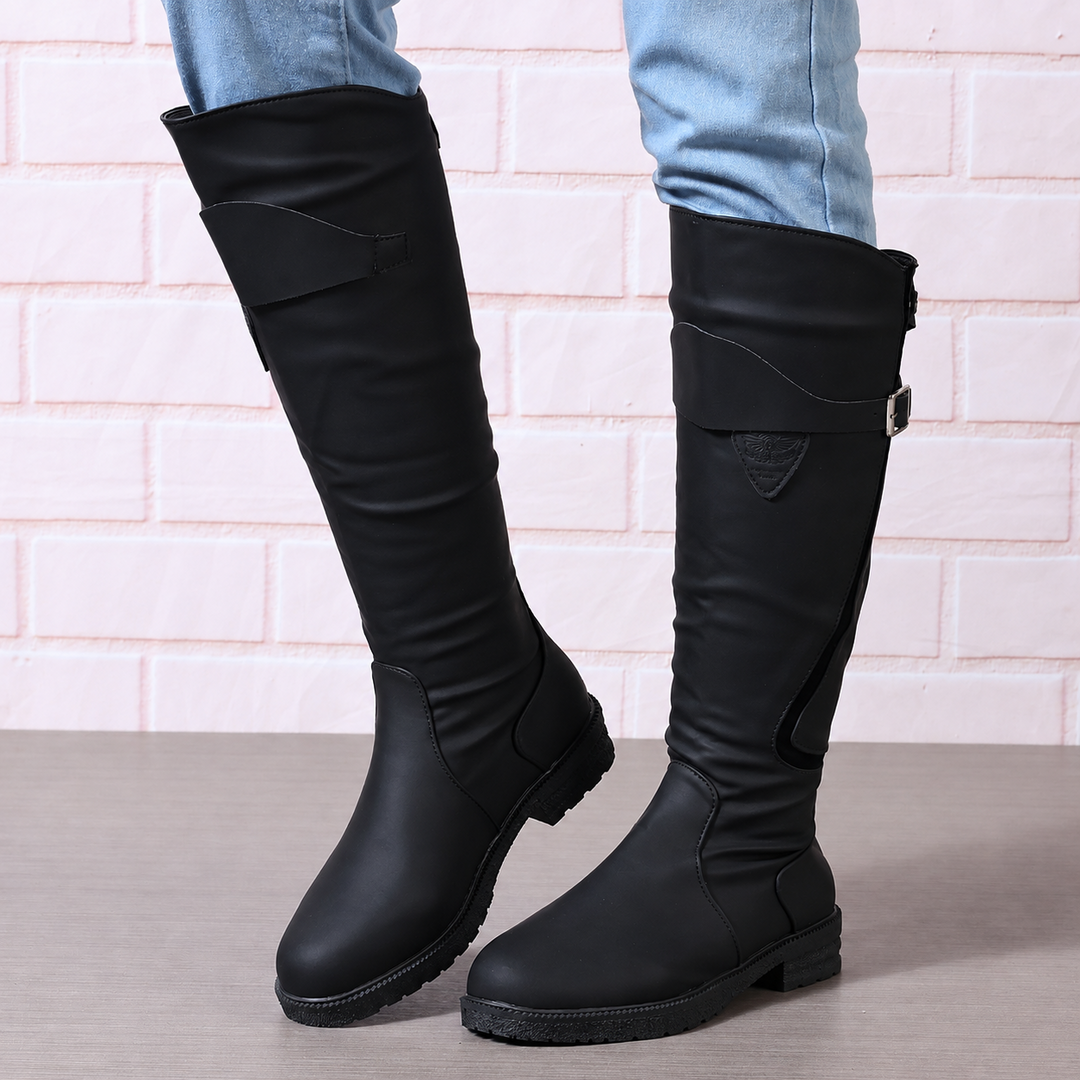 Hohe Stiefel Damen in Schwarz mit weichem Schaft und Fußbett, Vorderansicht