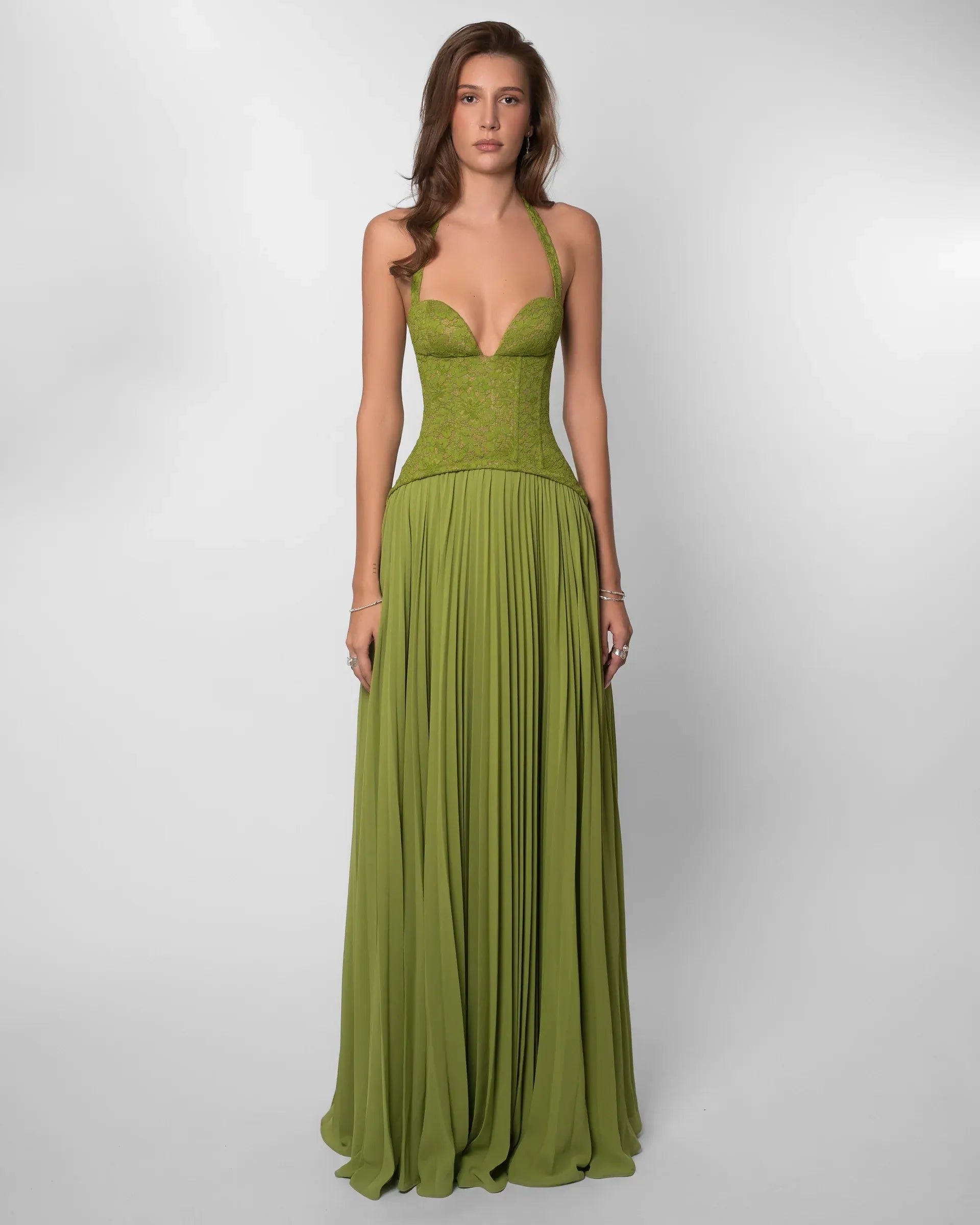 Elvaria | Grünes Maxikleid mit Korsett-Top & Plisseerock