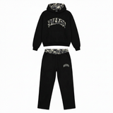 Velora Camo Zweiteiler von Talaine in Camouflage fuer den casual Alltagslook