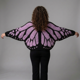 Hellblauer gestrickter Schmetterling-Cardigan mit weiten Ärmeln