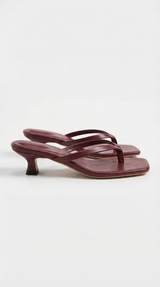Elegante Kitten-Heel Sandalen Damen – Rosalie von Talaine, femininer Blockabsatz im Detail
