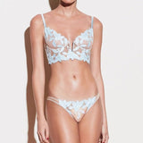 Weiße Eleonore Lingerie mit luxuriösen Stickereien